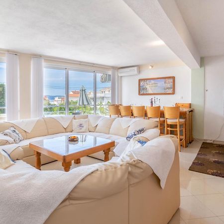 Apartment Kristina Dujmovic Baška Voda Dış mekan fotoğraf